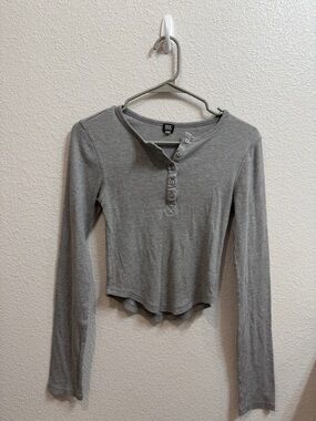 BDG Women’s Long-Sleeve Gray Henley Top